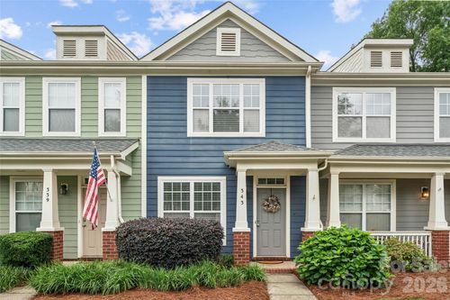 343 Hurston Cir, Charlotte, NC, 28208-4867 | Card Image