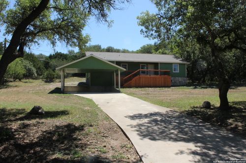 723 Hancock Rd, Canyon Lake, TX, 78133-2601 | Card Image