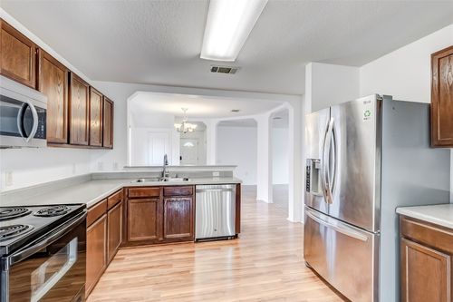 1609 Anise Dr, Austin, TX, 78741-7512 | Card Image