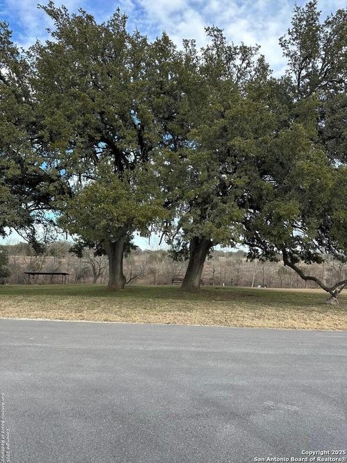 84-4300 State Highway 16 N, Bandera, TX, 78003-3675 | Card Image