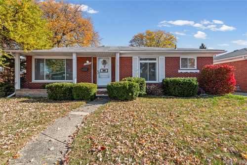 28876 Palm Beach Dr, Warren, MI, 48093-6439 | Card Image