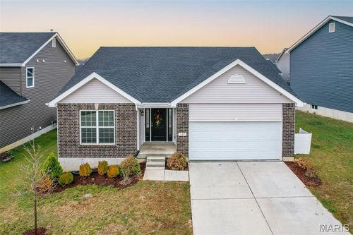 117 Liberty Valley Dr, Foristell, MO, 63348-1303 | Card Image