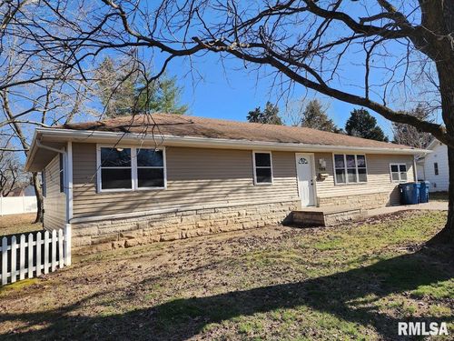 104 Peach Dr, Anna, IL, 62906-1150 | Card Image