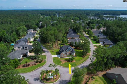 100 Stargazer Ct, Leesville, SC, 29070-7039 | Card Image