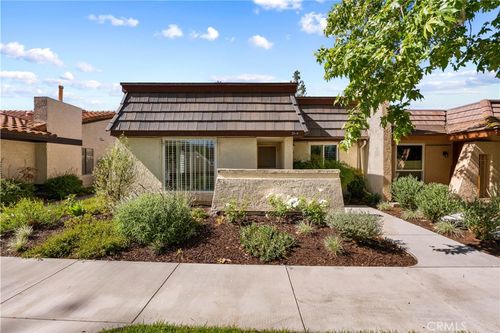 2546 Northlake Cir, Westlake Village, CA, 91361-3313 | Card Image