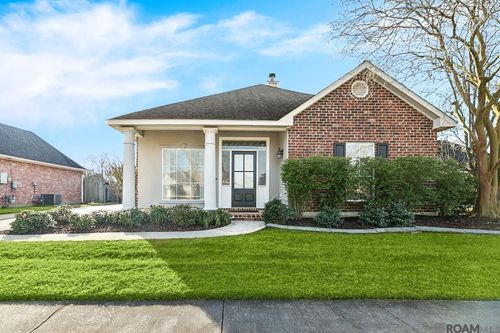 10434 Springbrook Ave, Baton Rouge, LA, 70810-7058 | Card Image