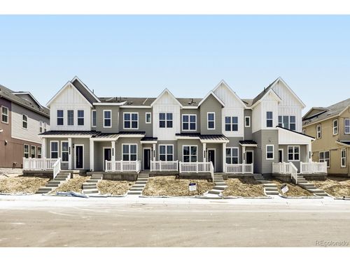 390 N Bersshine Ct, Watkins, CO, 80137-8805 | Card Image