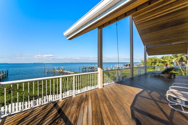 Wide open views from every porch | Image 7