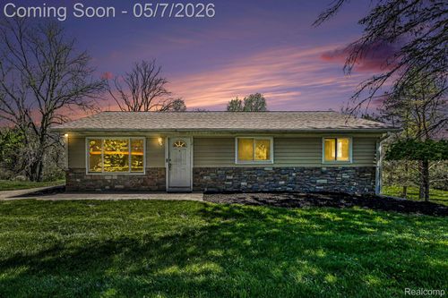 1405 Swarthout Rd, Pinckney, MI, 48169-9251 | Card Image