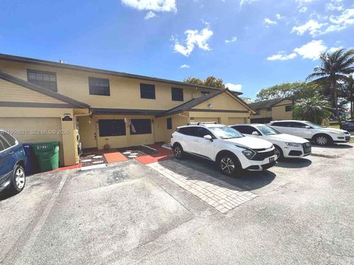 1074 Ne 210th Ter, Miami, FL, 33179-2062 | Card Image