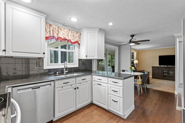 109 Halsey Ct, House other with 4 bedrooms, 3 bathrooms and 2 parking in Mt. Lebanon PA | Image 29