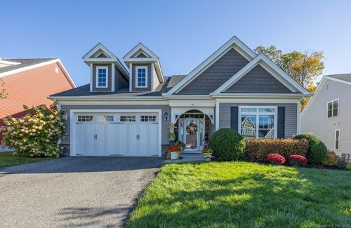 81-81 Fieldstone Ln, Beacon Falls, CT, 06403-1481 | Card Image