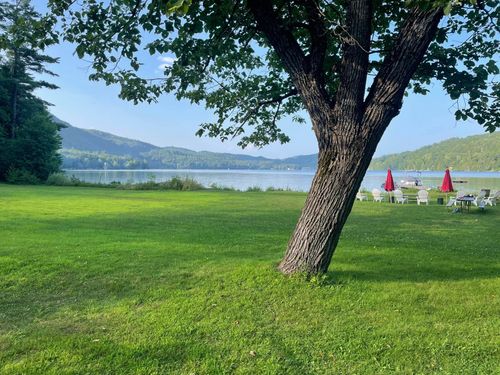 748 Lake Morey Rd, Fairlee, VT, 05045-9619 | Card Image