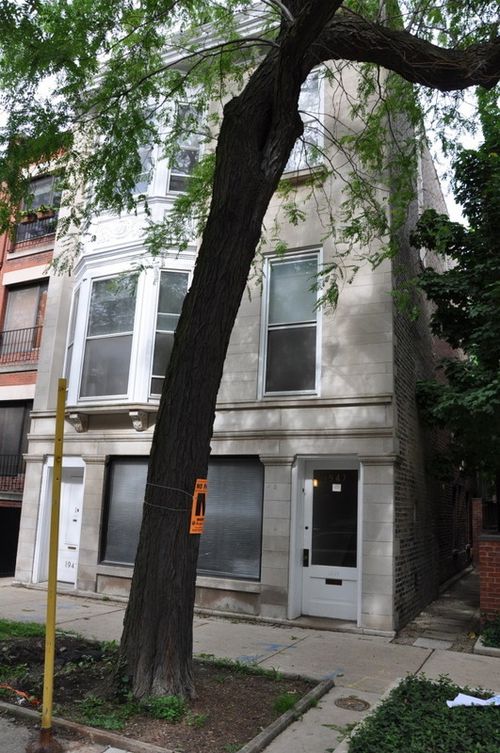 2r-1947 N Cleveland Ave, Chicago, IL, 60614-5252 | Card Image