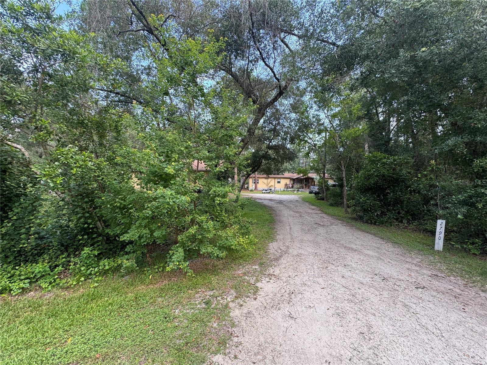 Residential in DELAND 4