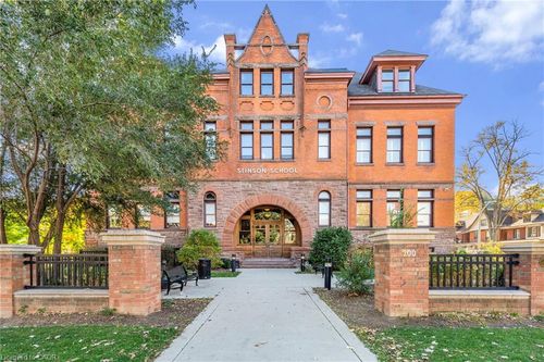 304-200 Stinson St, Hamilton, ON, L8N4J5 | Card Image