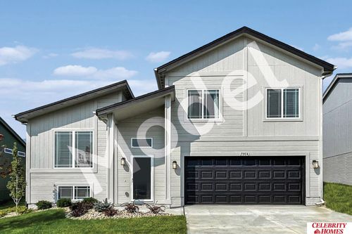 10710 Portage Dr, Papillion, NE, 68046-3367 | Card Image