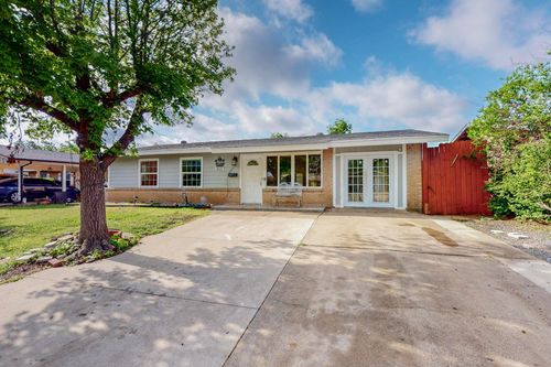 3522 Russwin Dr, Garland, TX, 75042-7021 | Card Image