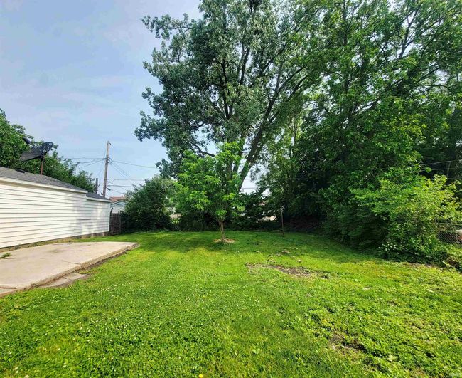 3917 Dunham St, House other with 4 bedrooms, 1 bathrooms and null parking in South Bend IN | Image 5