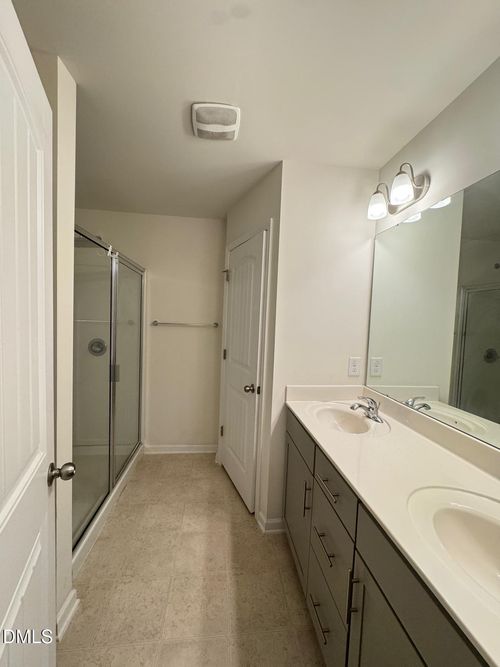 1070 Coldstream Dr, Burlington, NC, 27215-8578 | Card Image