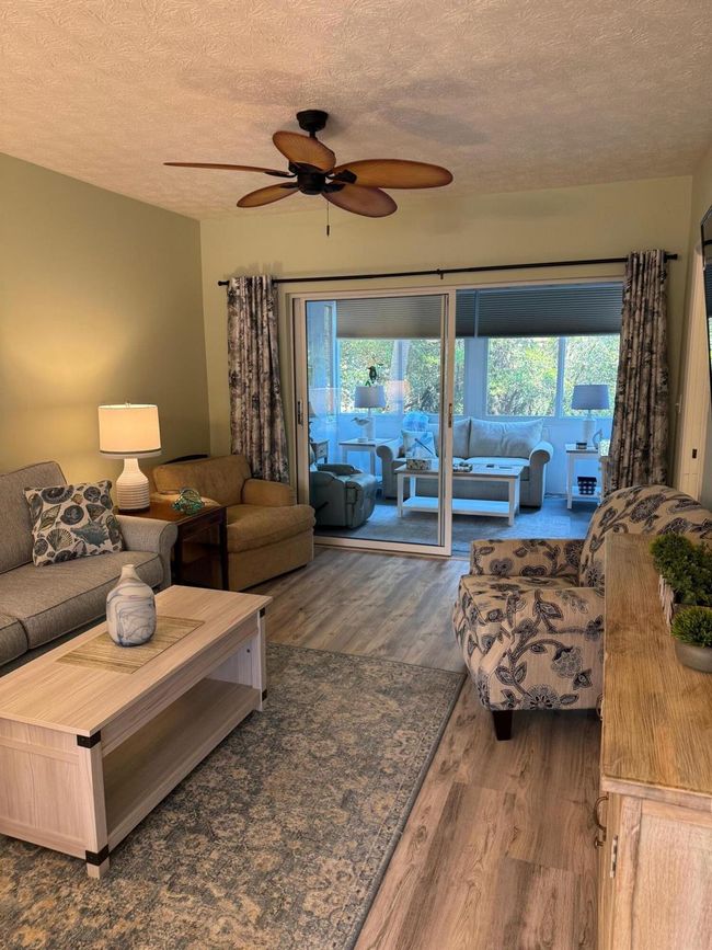 APT-110202 - 2950 Se Ocean Blvd, Condo with 2 bedrooms, 2 bathrooms and null parking in Stuart FL | Image 7