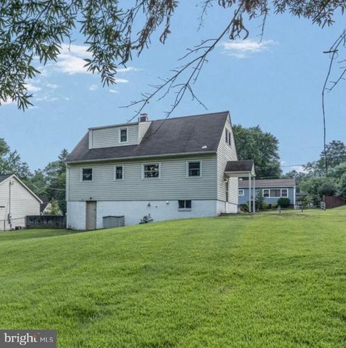 1531 Aiden Dr, WOODBRIDGE, VA, 22191-3001 | Card Image