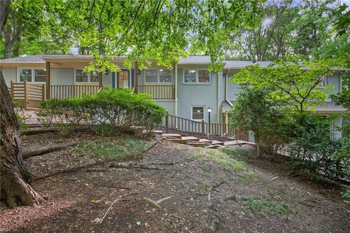 310 De Laura Dr, Newport News, VA, 23608-3460 | Card Image