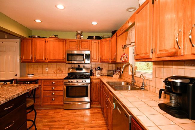 11045 Scott Loop, House other with 3 bedrooms, 2 bathrooms and null parking in RIVERVIEW FL | Image 18