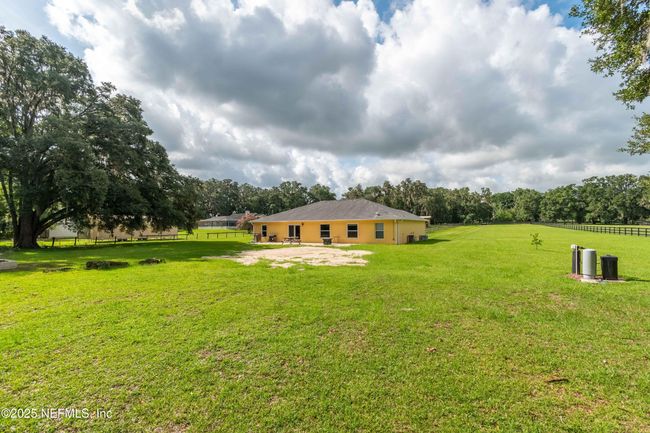 6301 W Highway 326, House other with 3 bedrooms, 2 bathrooms and null parking in Ocala FL | Image 41