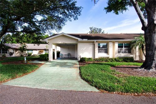 351-2017 Hullhouse Dr, SUN CITY CENTER, FL, 33573-6393 | Card Image