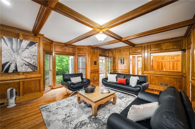 6040 Neely Farm Dr, House other with 5 bedrooms, 5 bathrooms and null parking in Peachtree Corners GA | Image 17