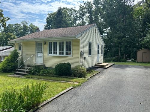 97 Cayuga Ave, Rockaway, NJ, 07866-1013 | Card Image