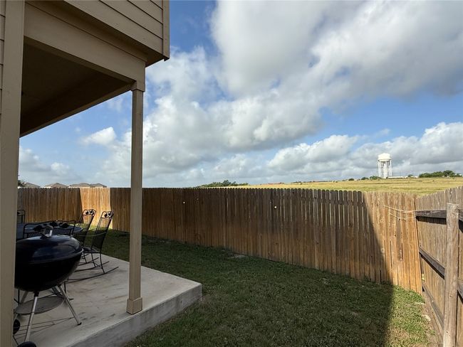 37E - 352 Circle Way, House other with 3 bedrooms, 3 bathrooms and 2 parking in Jarrell TX | Image 32
