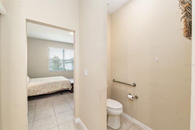 9820 Sw 99 Th Loop, House other with 2 bedrooms, 2 bathrooms and null parking in Ocala FL | Image 37