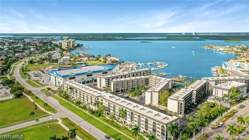 j204-1007 Anglers Cv, MARCO ISLAND, FL, 34145-2388 | Card Image