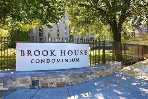 1013-44 Brookline Ave, Brookline, MA, 02445 | Card Image