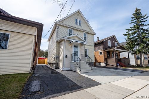 201 Royal Avenue, Buffalo, NY, 14207 | Card Image