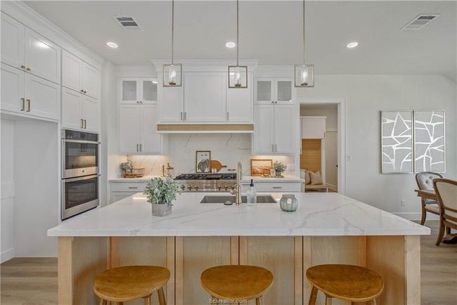 23 High Meadow Trail, House other with 4 bedrooms, 3 bathrooms and null parking in Franklin TX | Image 8