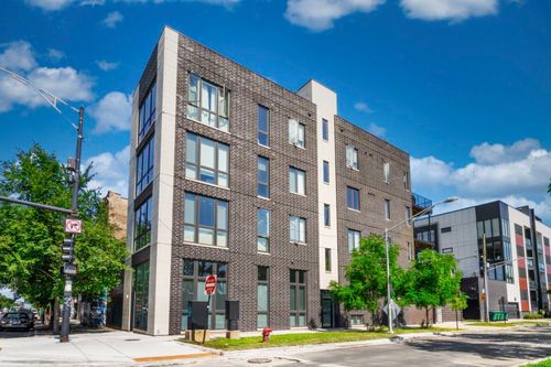 apt-2-2352 W Potomac Ave, Chicago, IL, 60622-3346 | Card Image
