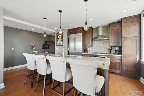 apt-907-232 N Kingshighway Blvd, Saint Louis, MO, 63108-1251 | Card Image