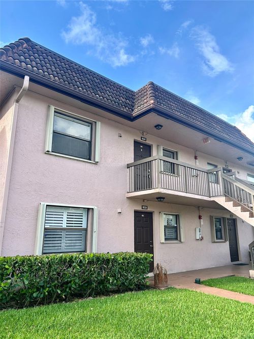 205-10342 Nw 11th St, Pembroke Pines, FL, 33026-3904 | Card Image