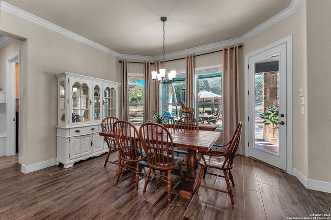 663 Private Road 1712, House other with 3 bedrooms, 3 bathrooms and null parking in Mico TX | Image 34