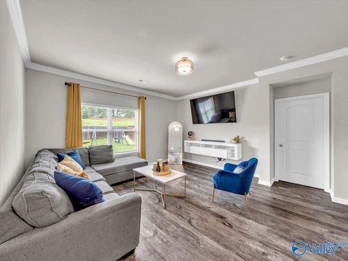 331 Ivyleaf Dr Nw, Madison, AL, 35757-5909 | Card Image