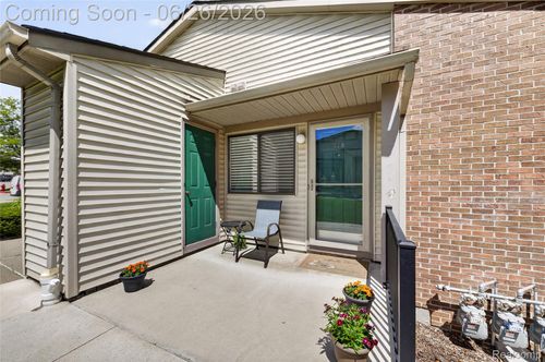 40-378 Spring Brooke Dr, Brighton, MI, 48116-2907 | Card Image