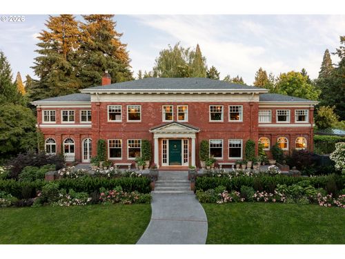 3360 Se Ankeny St, Portland, OR, 97214-1946 | Card Image