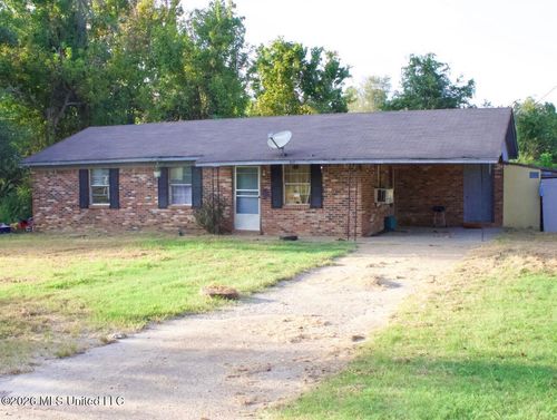 397 Locust St, Hickory Flat, MS, 38633-9572 | Card Image
