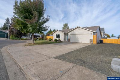 547 Ashley Ct, House other with 3 bedrooms, 2 bathrooms and null parking in Jefferson OR | Image 1