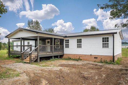 436 Paul Golden Rd, Sparta, TN, 38583-2883 | Card Image