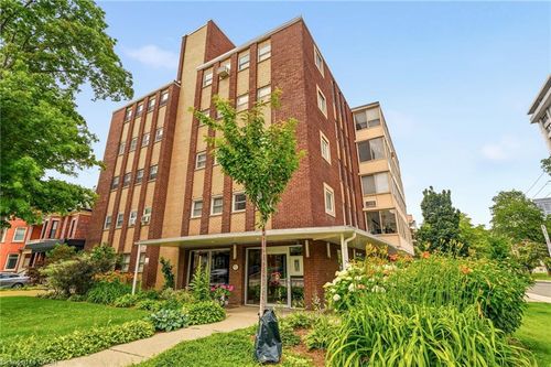 402-38 Charlton Ave W, Hamilton, ON, L8P2C1 | Card Image