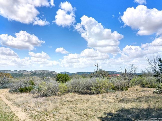 321 Robin Rd, Home with 0 bedrooms, 0 bathrooms and null parking in Camp Wood TX | Image 15